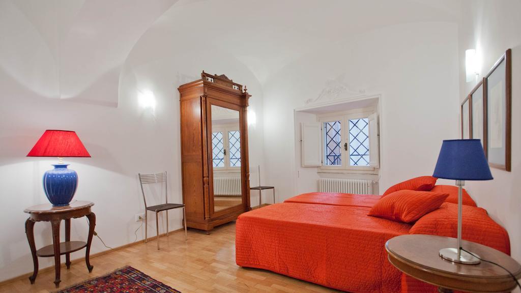 City Center Apartment Rom Rum bild
